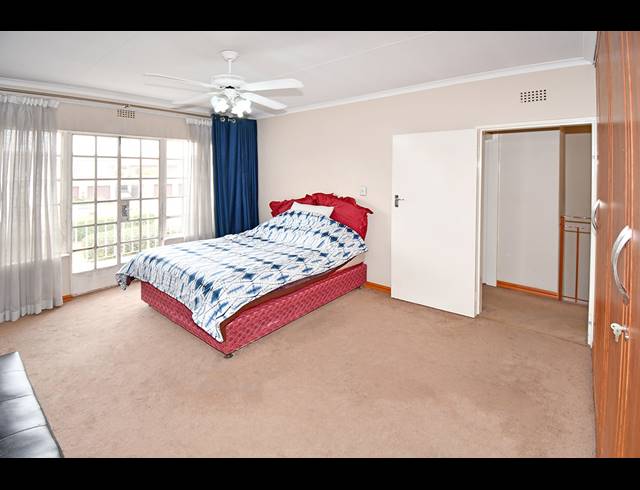4 BEDROOM TOWNHOUSE FOR SALE IN EDEN GLEN